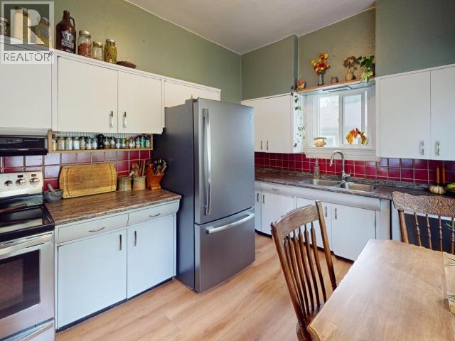 5528 PARK AVE - 2