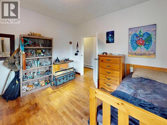5528 PARK AVE - 5