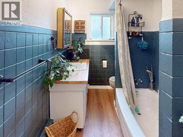 5528 PARK AVE - 7