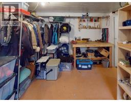 Laundry room - 5528 Park Ave, Powell River, BC V8A3W9 Photo 11