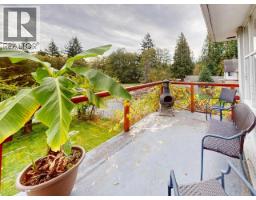 5528 Park Ave, Powell River, BC V8A3W9 Photo 12