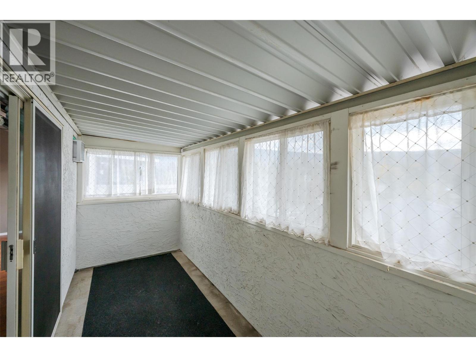 650 MCKINNEY Road Unit# 325, Oliver - Image 1