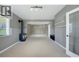 4pc Bathroom - 1570 16 Avenue Se, Salmon Arm, BC V1E2M7 Photo 9