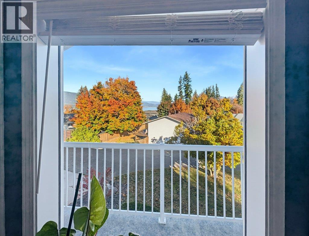 1570 16 Avenue SE - 30
