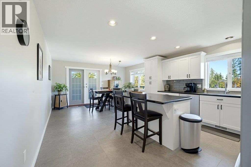 1570 16 Avenue SE - 35