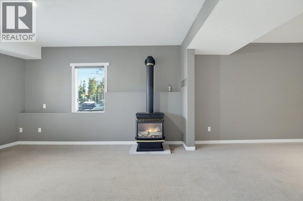 1570 16 Avenue SE - 10