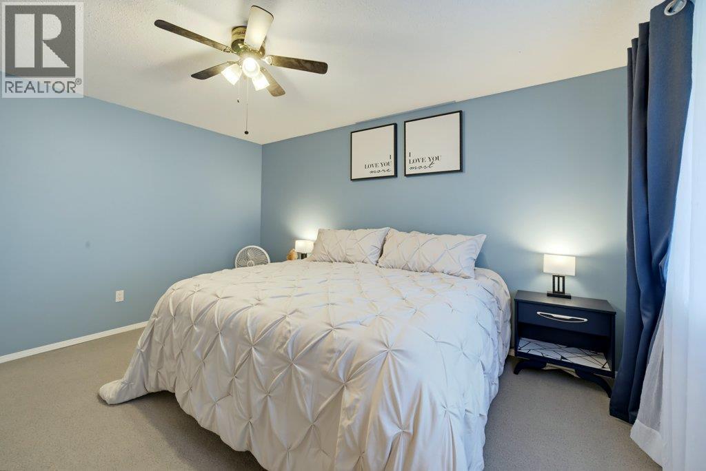 1570 16 Avenue SE - 63