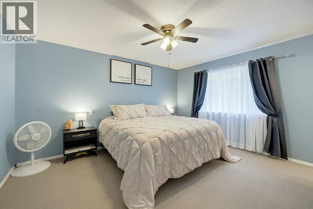 1570 16 Avenue SE - 62