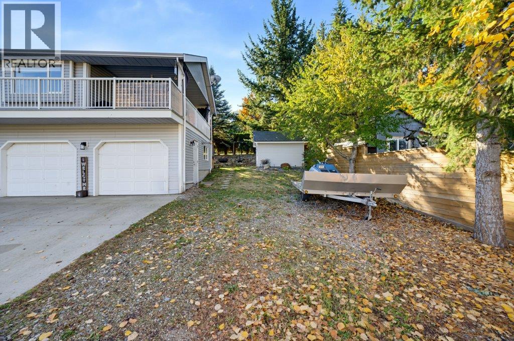 1570 16 Avenue SE - 73