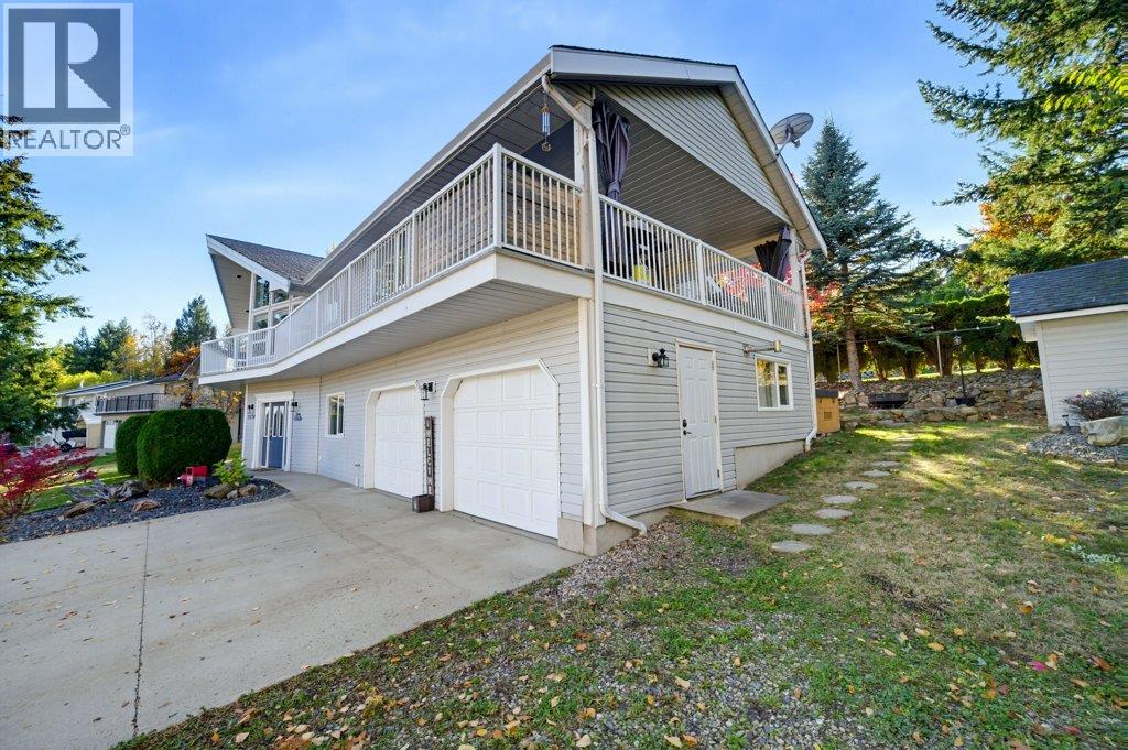 1570 16 Avenue SE - 81