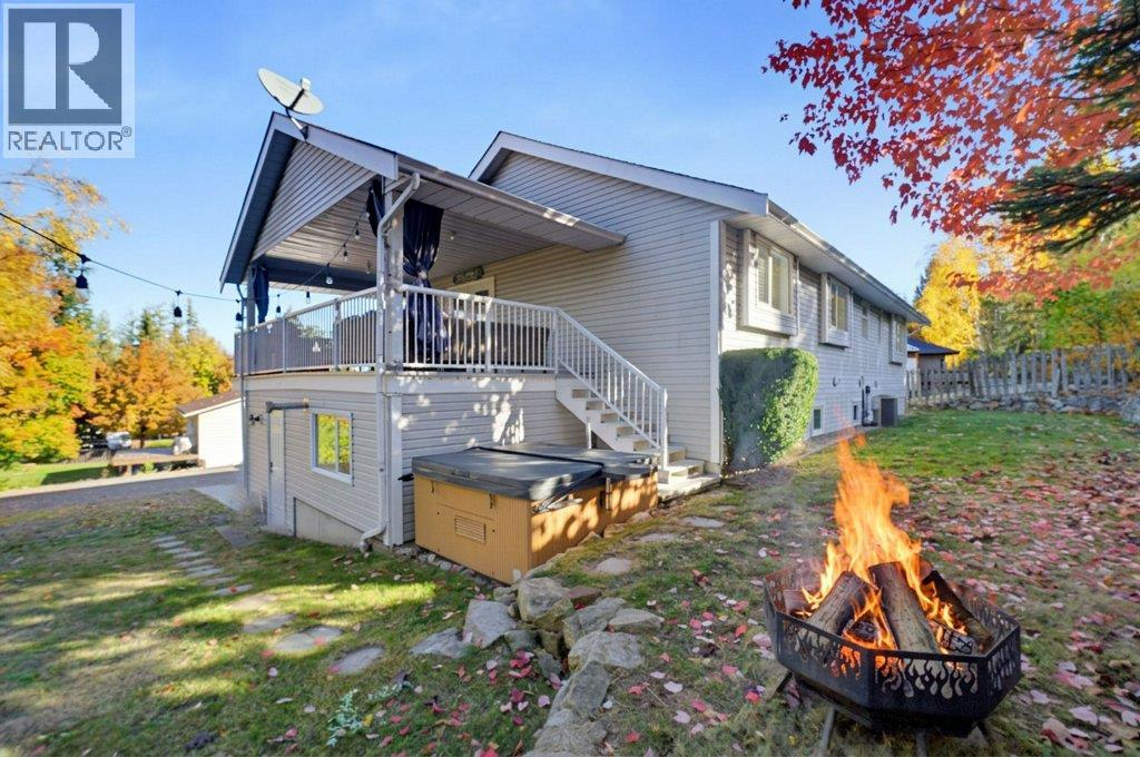 1570 16 Avenue SE - 85