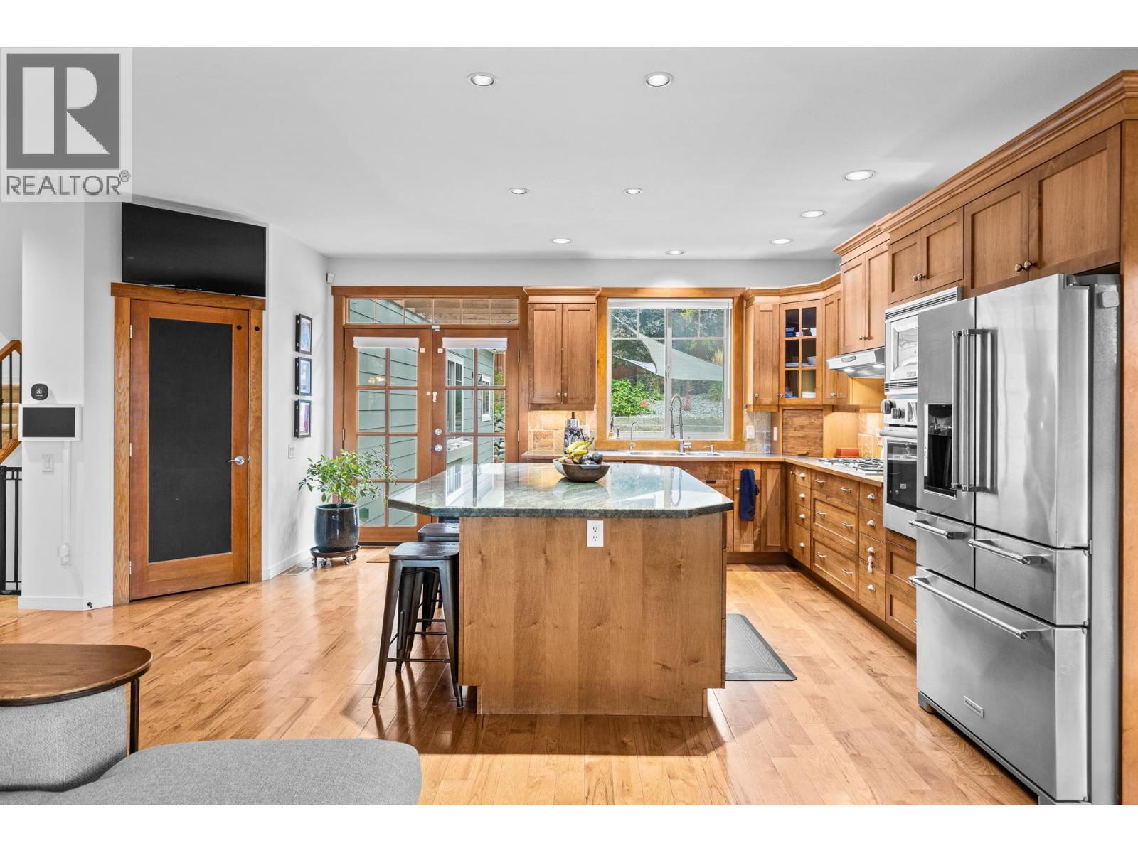 478 Okaview Road, Kelowna
