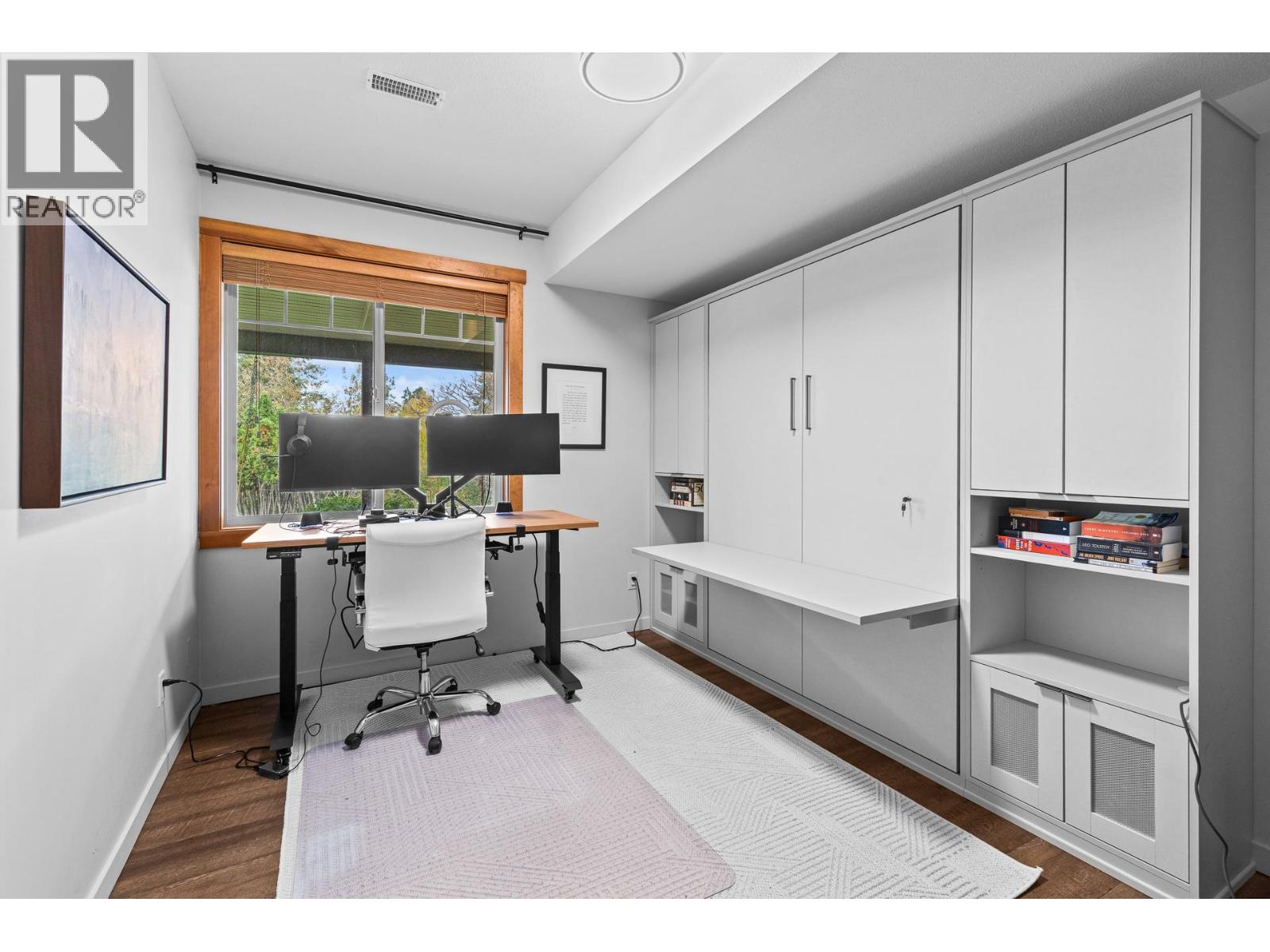 478 Okaview Road, Kelowna