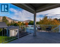 5766 Dallas Drive, Kamloops, BC V2C4X2 Photo 17