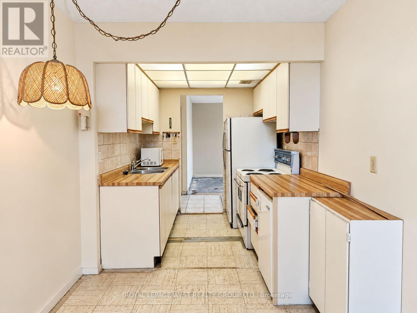 1502- 299 Mill Road, Toronto, ON photo 15