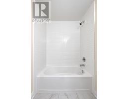 315 D - 1100 Briar Hill Avenue, Toronto, ON M6B0A9 Photo 8