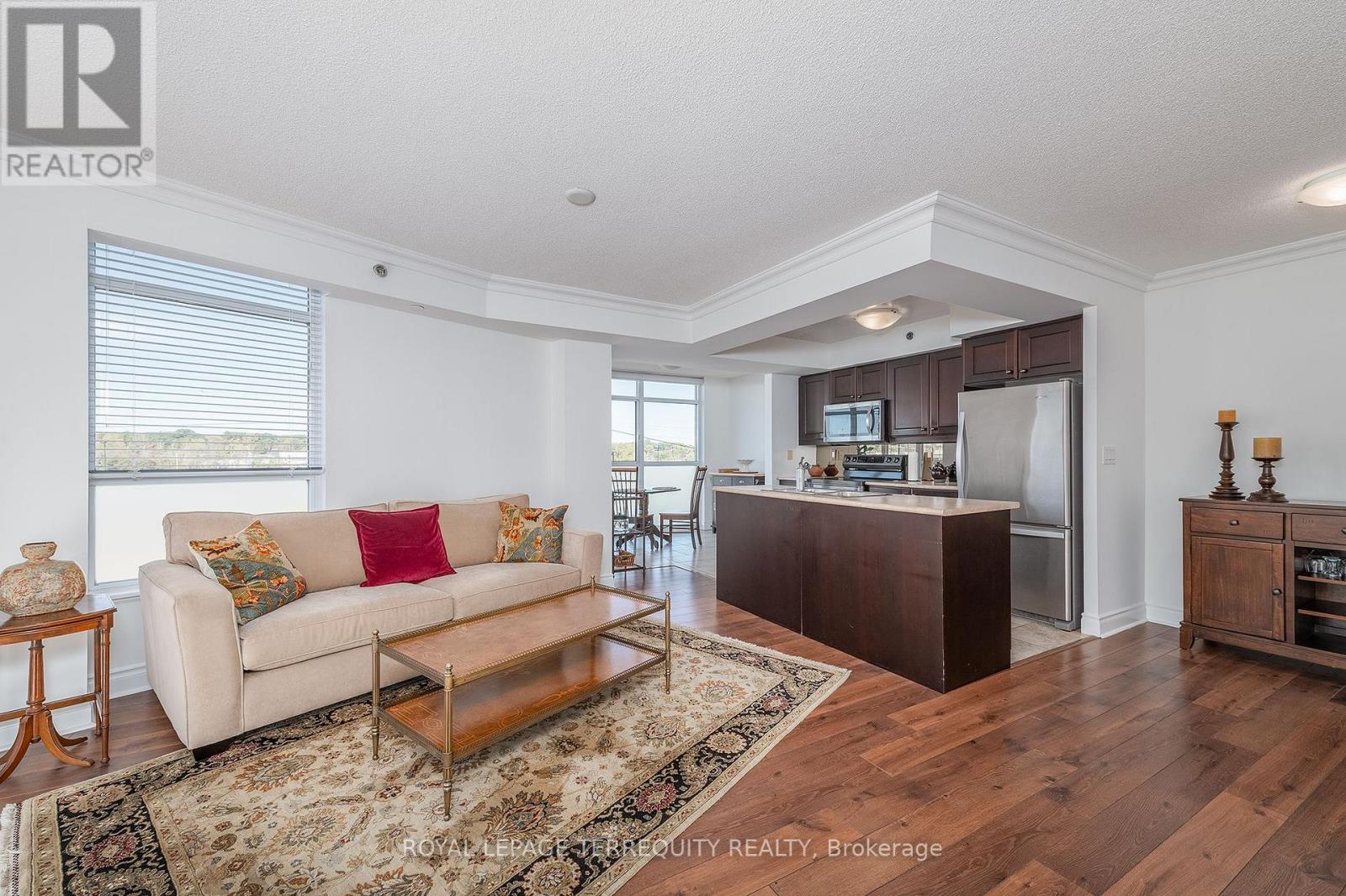 #506 3 MARINE PARADE DRIVE - 13