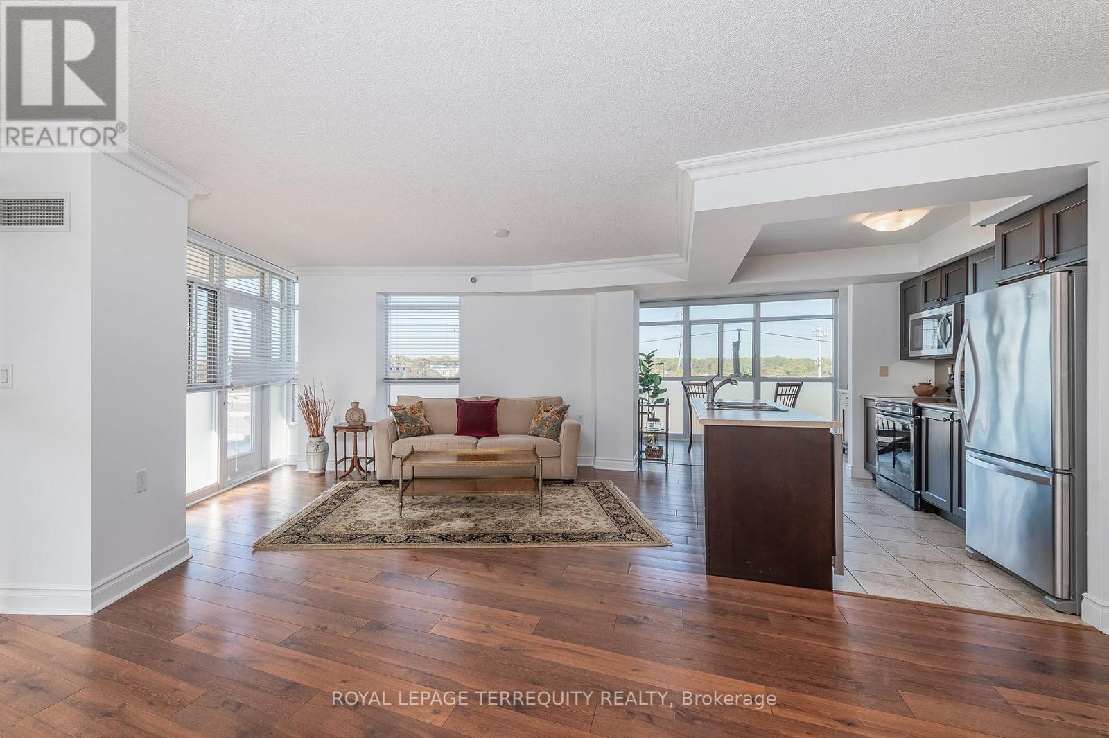 #506 3 MARINE PARADE DRIVE - 9