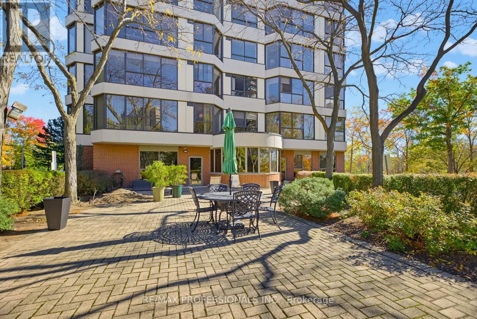 304- 1271 Walden Circle, Mississauga, ON photo 3