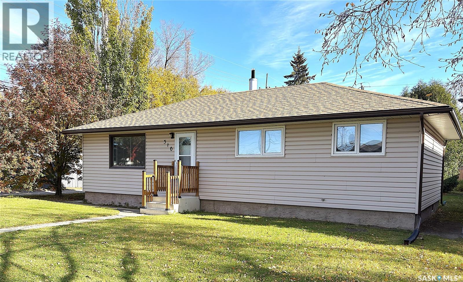 310 Vancouver AVENUE S, Saskatoon — photo 2