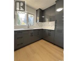 3pc Bathroom - 310 Vancouver Avenue S, Saskatoon, SK S7M3N1 Photo 10