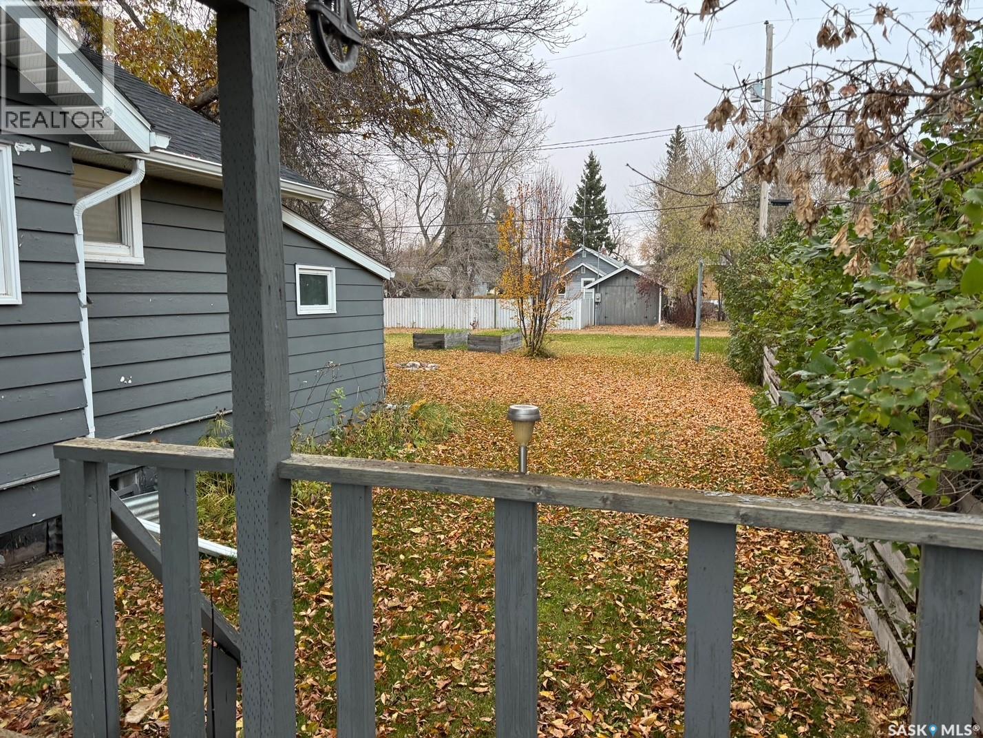 205 Railway AVENUE, Hyas — photo 5