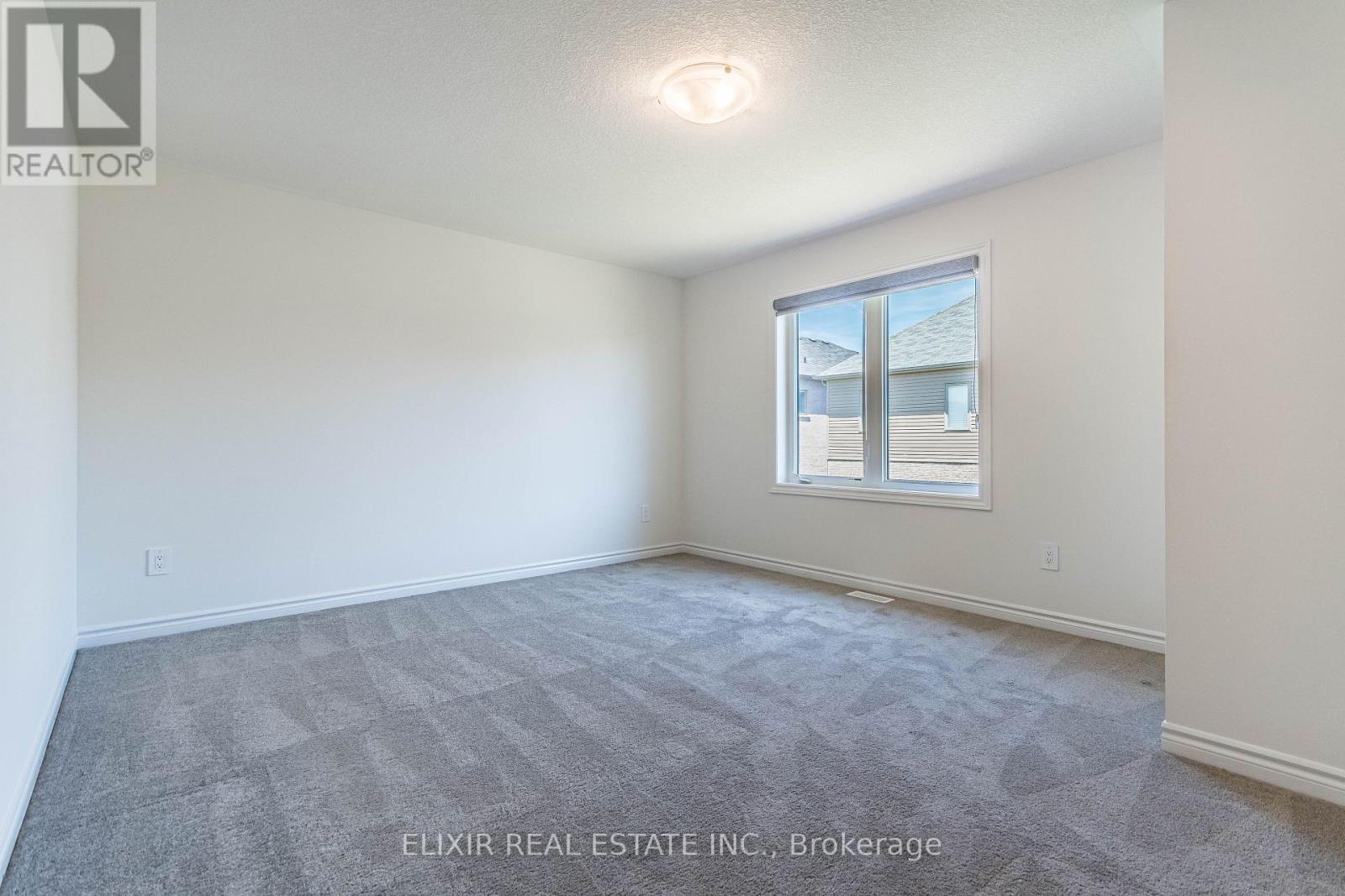 11 Brewis Street, Brant, ON photo 27