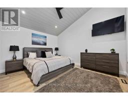 109 St Clair Street, Point Edward, ON N7V1N6 Photo 26