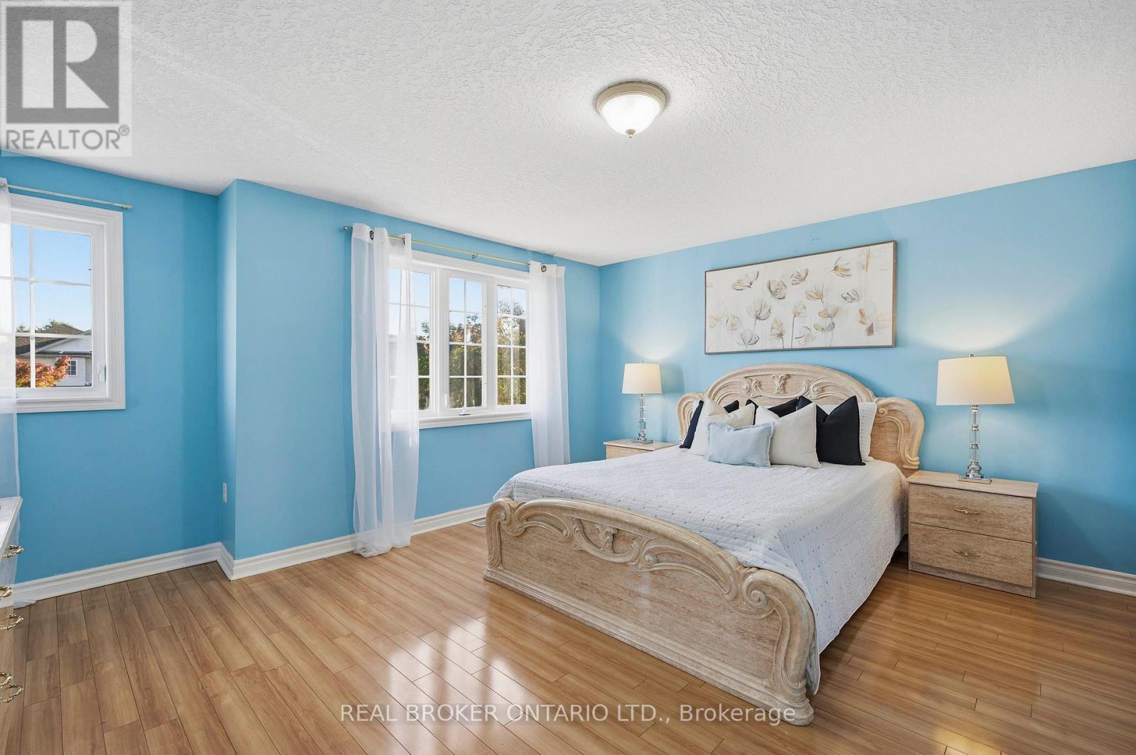 26 Castlebury Drive, Guelph, ON photo 16