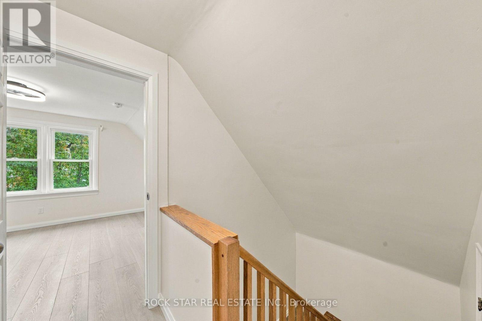 294 east 28th Street, Hamilton, ON photo 16