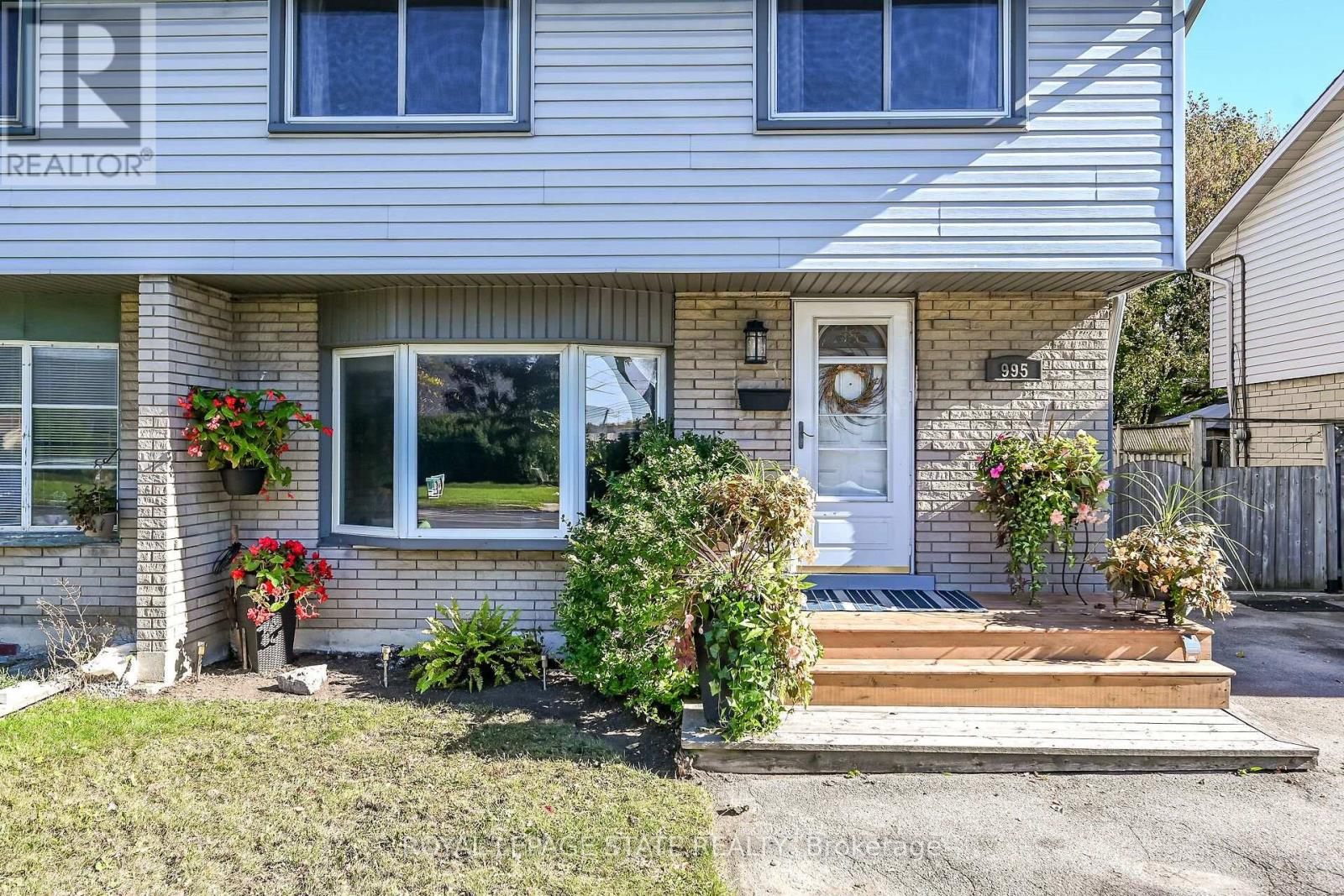995 Upper Wellington Street, Hamilton, ON photo 1