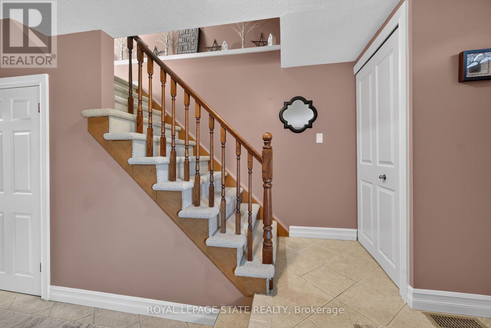 995 Upper Wellington Street, Hamilton, ON photo 18