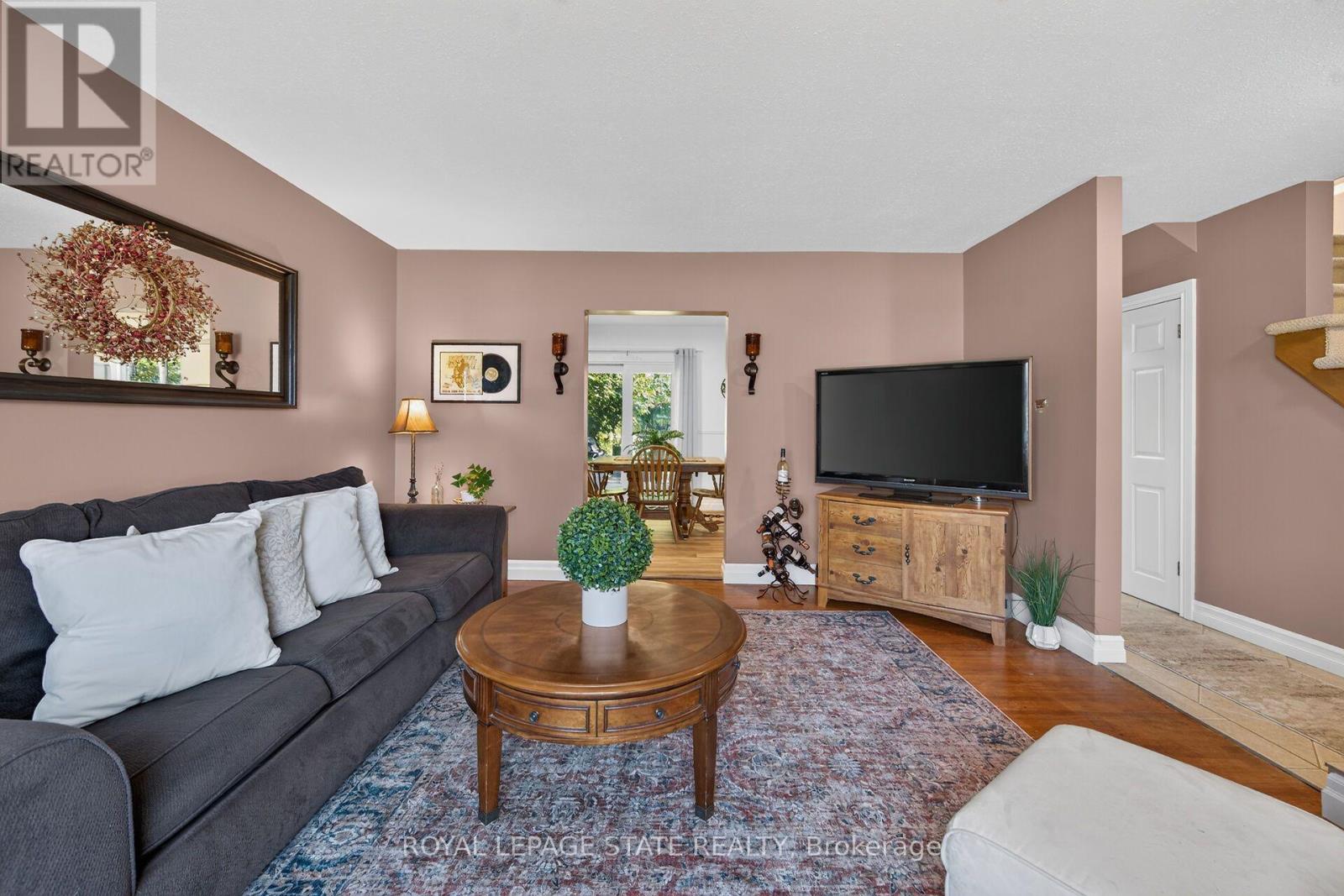 995 Upper Wellington Street, Hamilton, ON photo 9