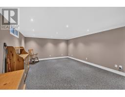 995 Upper Wellington Street, Hamilton, ON L9A3S4 Photo 32