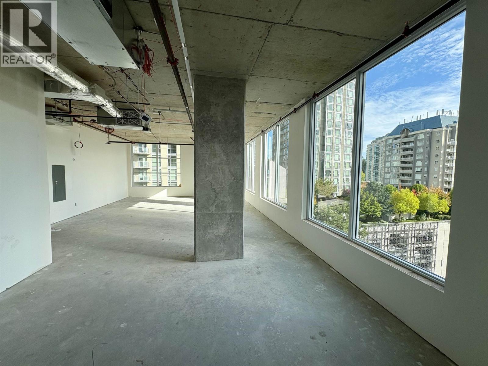 Photo of 605 2992 GLEN DRIVE 4