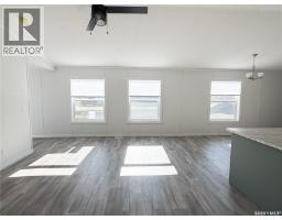 Primary Bedroom - 305 7th Street E, Meadow Lake, SK S9X1J1 Photo 7