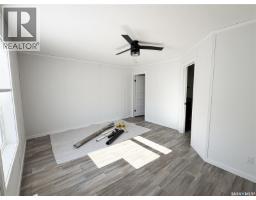3pc Ensuite bath - 305 7th Street E, Meadow Lake, SK S9X1J1 Photo 8