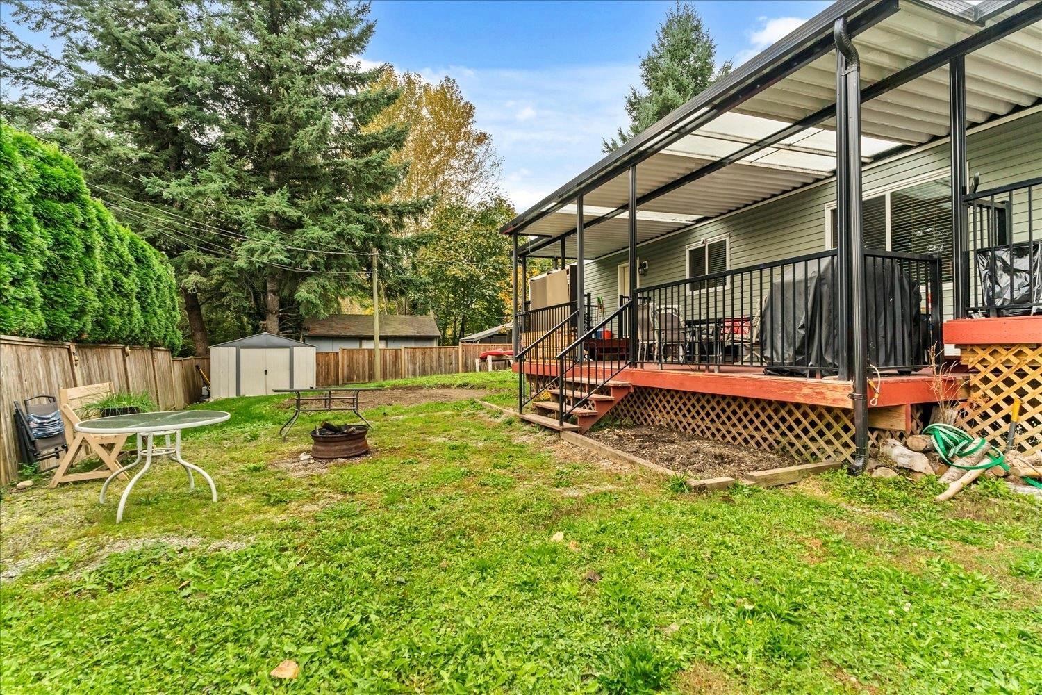 Photo of 9 41711 TAYLOR ROAD 17