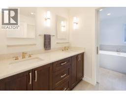 2776 Westlake Drive, Coquitlam, BC V3C5K1 Photo 21