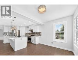 Primary Bedroom - 98 Panamount Villas Nw, Calgary, AB T3K0A4 Photo 8