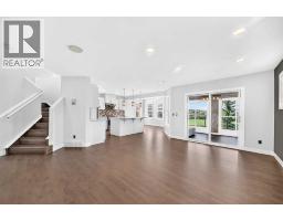 4pc Bathroom - 98 Panamount Villas Nw, Calgary, AB T3K0A4 Photo 12