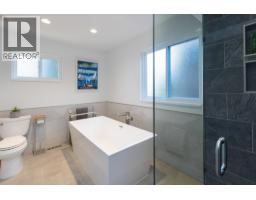 2776 Westlake Drive, Coquitlam, BC V3C5K1 Photo 16