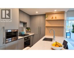301 7977 Lansdowne Road, Richmond, BC V6X0X7 Photo 9