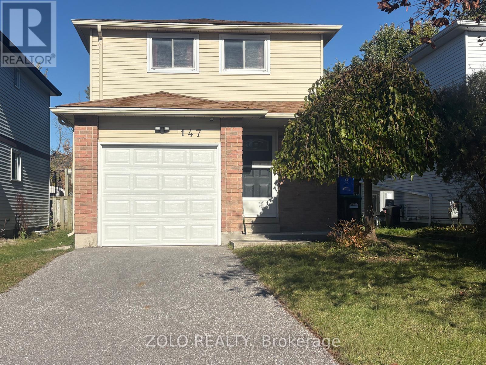 147 Burns Circle, Barrie, ON photo 1