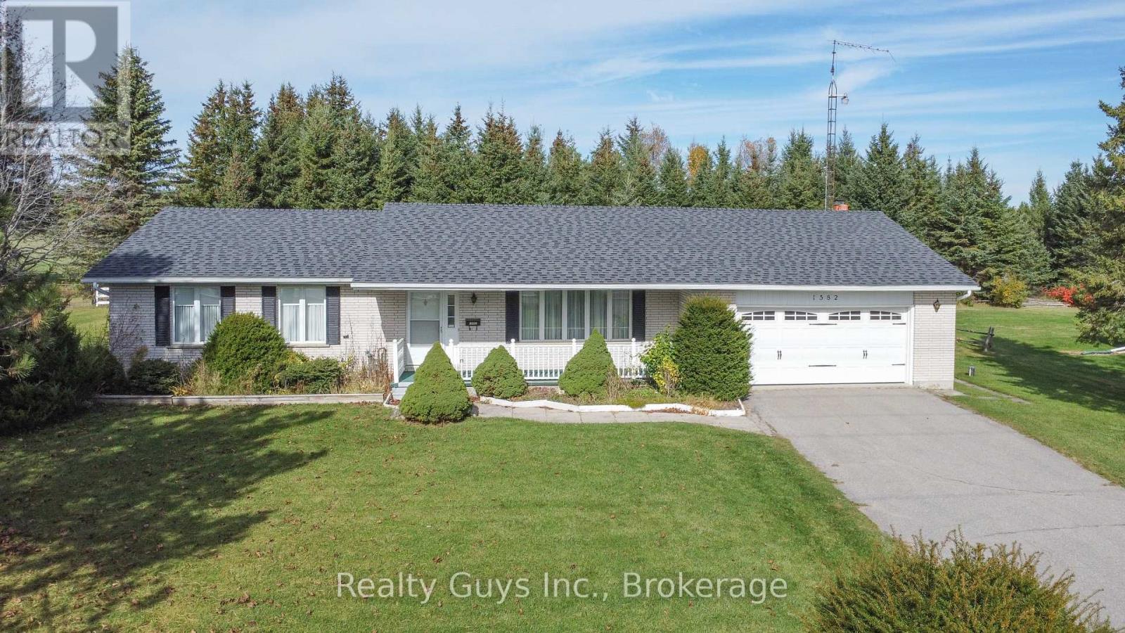 1582 Mount Pleasant Road, Cavan Monaghan, ON photo 1
