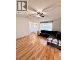 71 Travis Street, photo 3