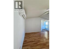 71 Travis Street, photo 4
