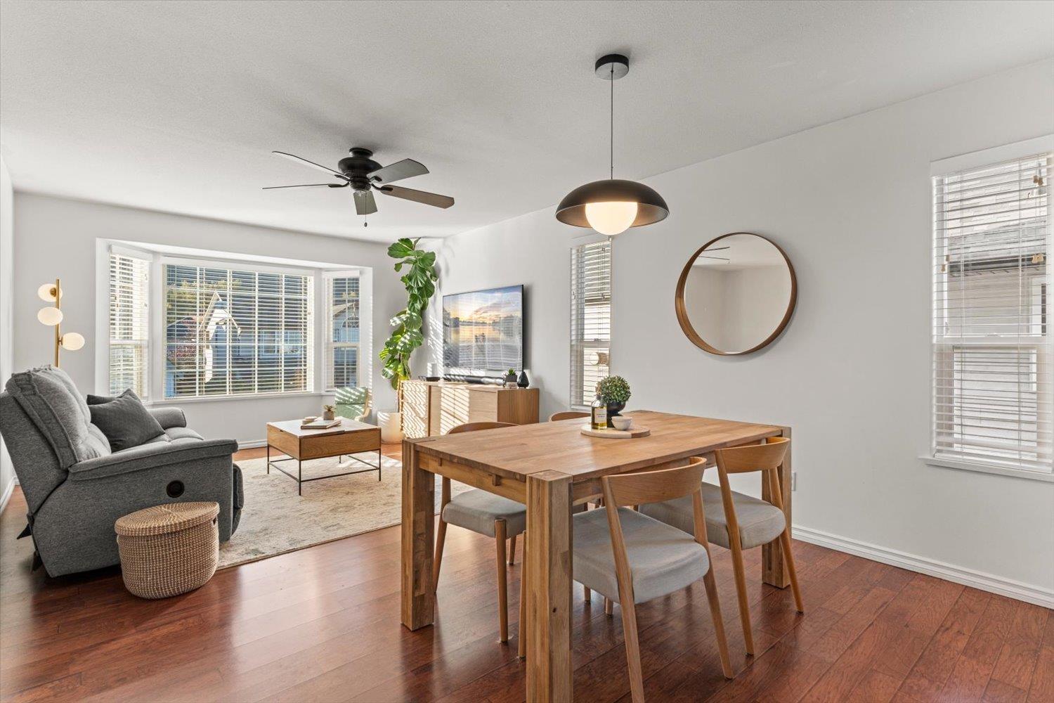Photo of 2 5415 PEACH ROAD, Sardis South 3