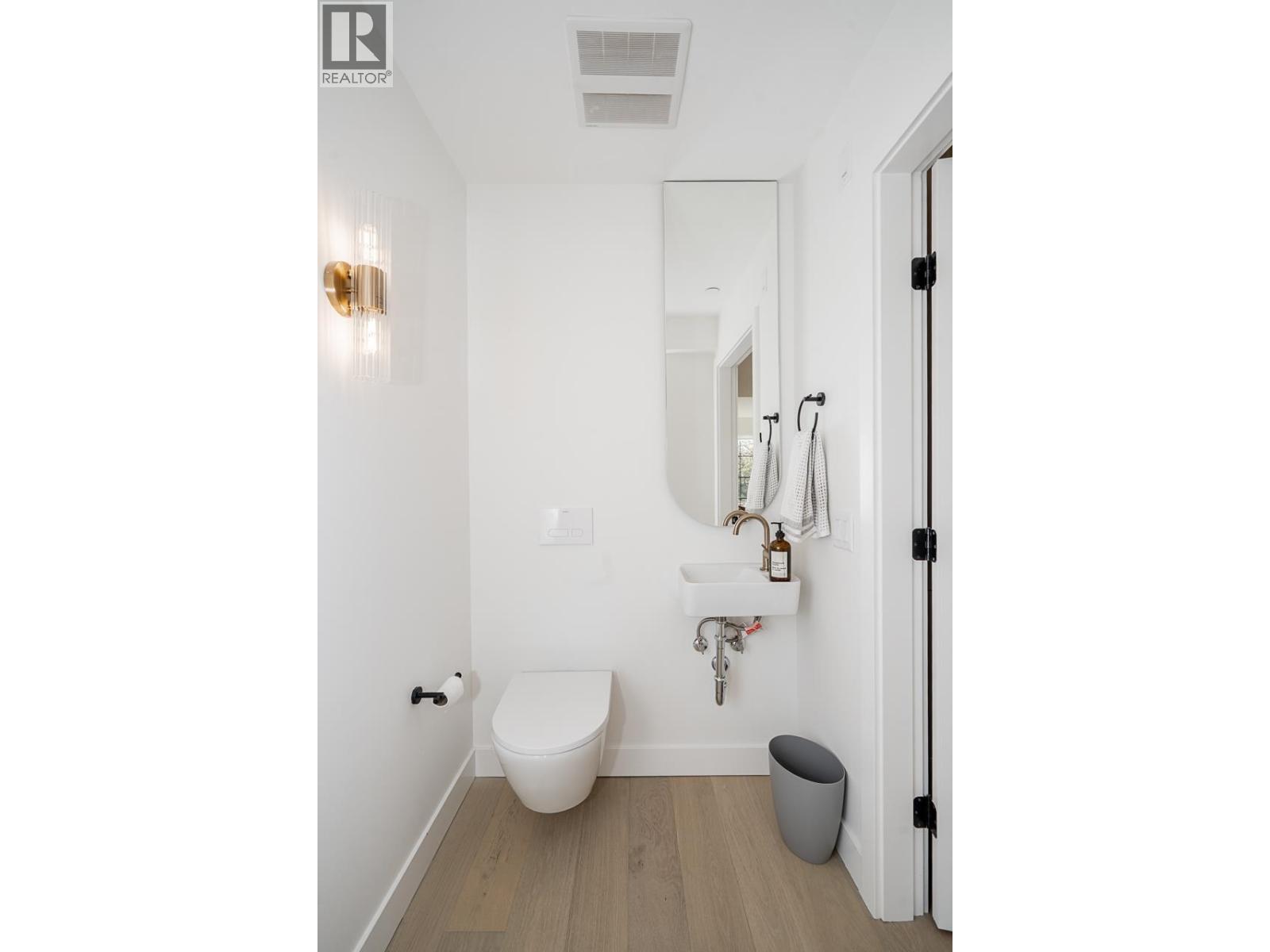 Photo of 101 157 W KING EDWARD AVENUE 24