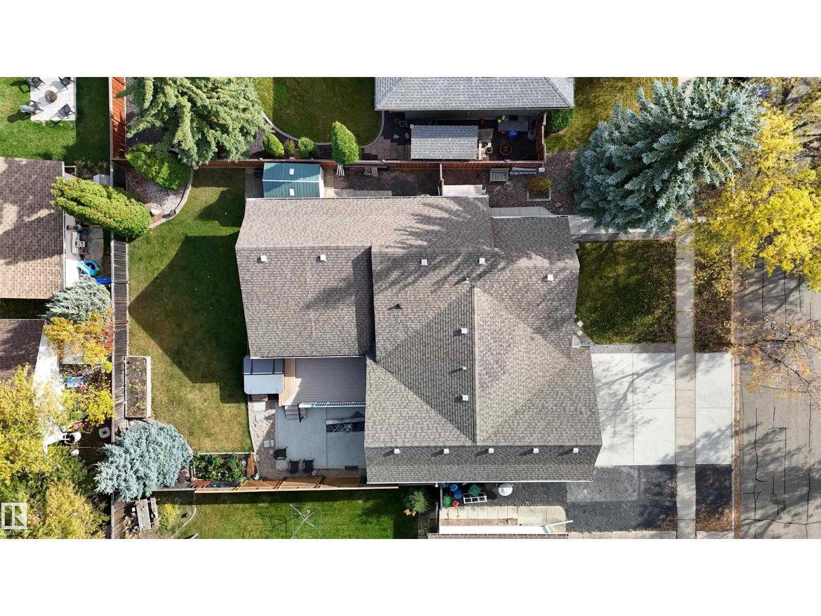 53 BUTTERFIELD CR, photo 69 of 69